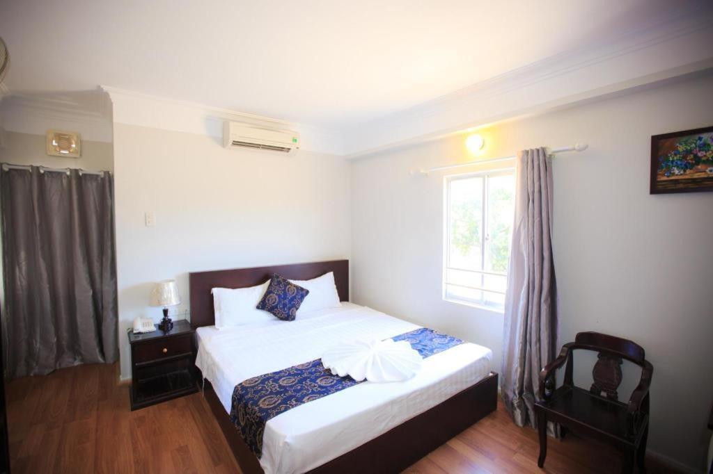 Pho Bien Hotel ญาจาง ภายนอก รูปภาพ